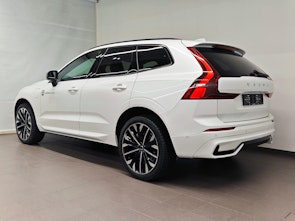 immagine del veicolo VOLVO XC60 2.0 T8 TE Ultra Dark eAWD
