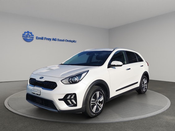 First vehicle image