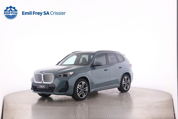 BMW iX1 30 xDrive 0