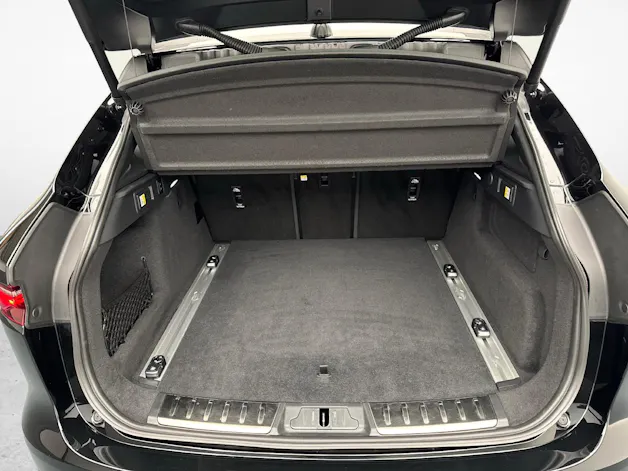 Jaguar F-Pace 3.0 D I6 R-Dynamic HSE AWD