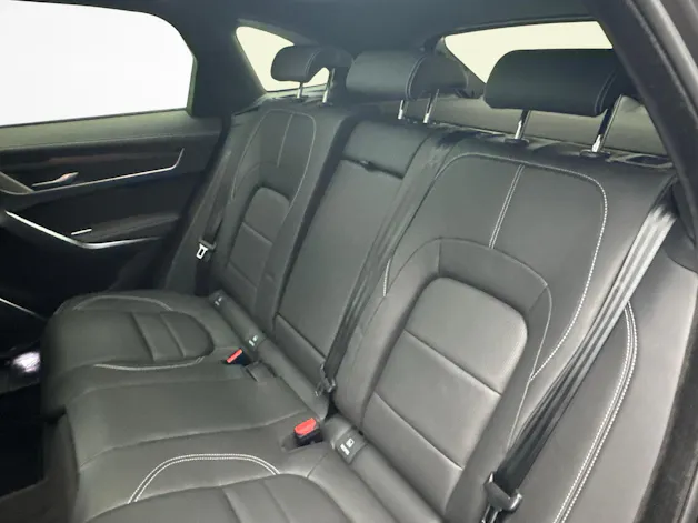 Jaguar F-Pace 3.0 D I6 R-Dynamic HSE AWD