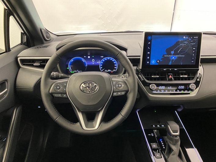 Vehicle image TOYOTA COROLLA CROSS