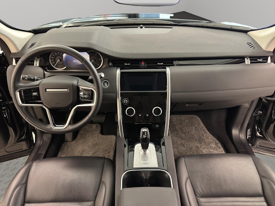 Vehicle image 9 Vehicle image 9