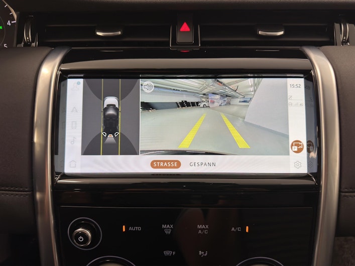 Vehicle image LAND ROVER DISCOVERY SPORT