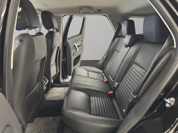 Vehicle image LAND ROVER DISCOVERY SPORT