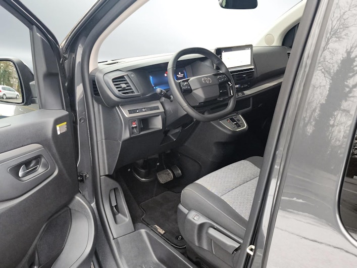 Vehicle image TOYOTA PROACE