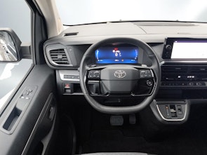 Vehicle image TOYOTA PROACE Verso L1 2.0 D Trend