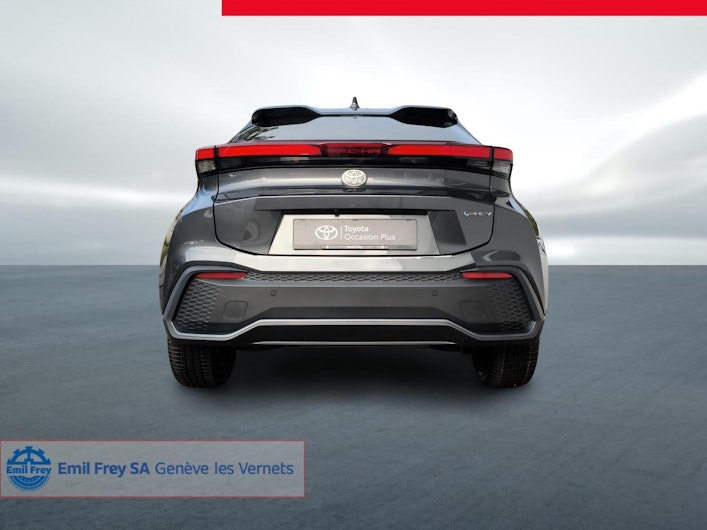 Vehicle image TOYOTA C-HR