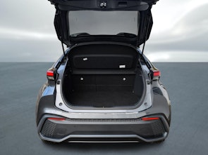 Vehicle image TOYOTA C-HR 2.0 PHEV Swiss Edition