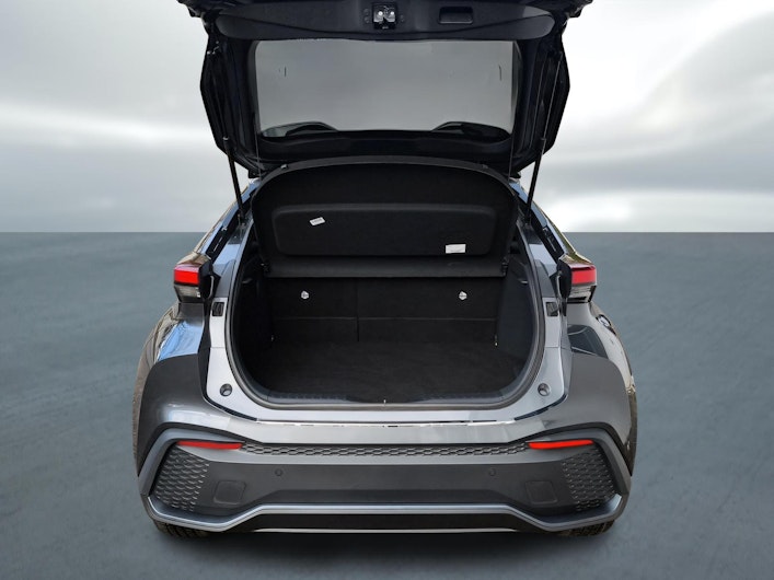 Vehicle image TOYOTA C-HR