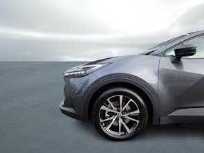 Vehicle image TOYOTA C-HR 2.0 PHEV Swiss Edition