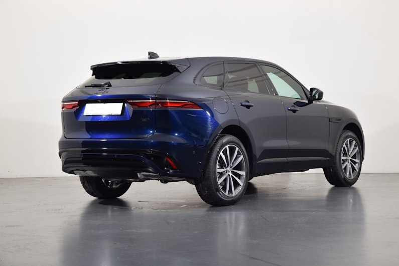 Vehicle image JAGUAR F-PACE