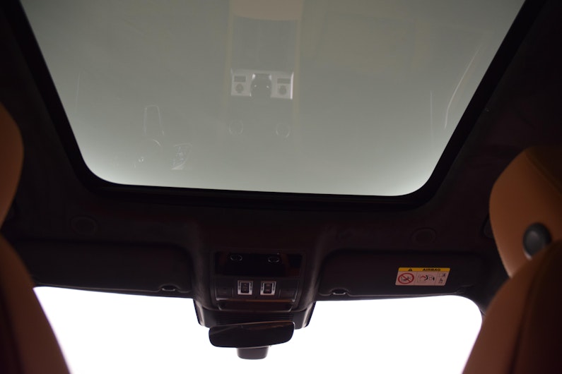 Vehicle image JAGUAR F-PACE