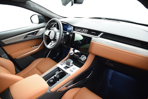 Vehicle image JAGUAR F-Pace 2.0 P400e R-Dynamic HSE 90th Anniversary Ed. AWD