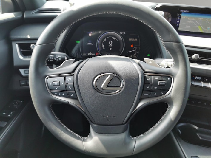 Vehicle image LEXUS UX