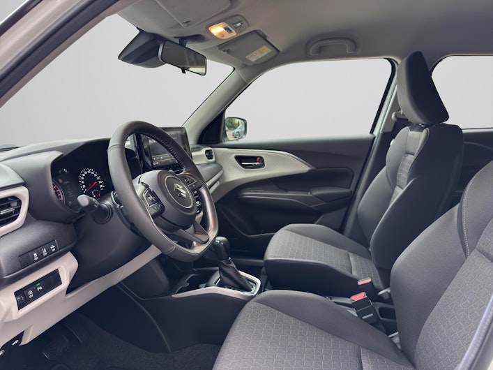 Vehicle image SUZUKI SWIFT