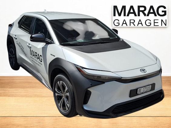 Vehicle image 3 Vehicle image 3