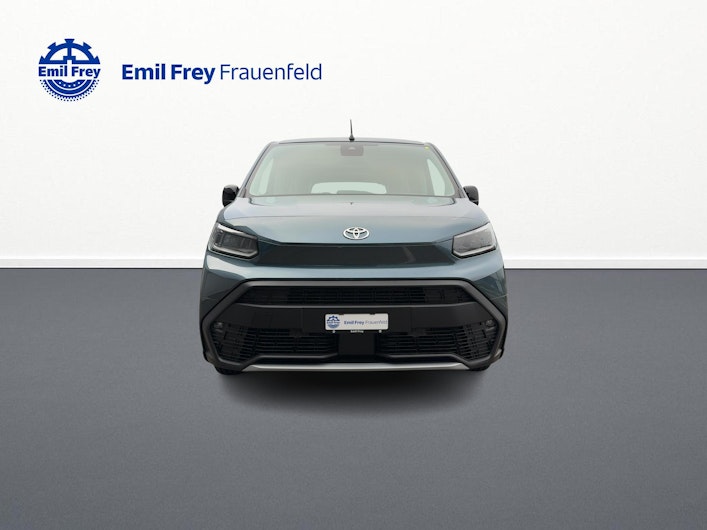 Vehicle image TOYOTA PROACE CITY VERSO