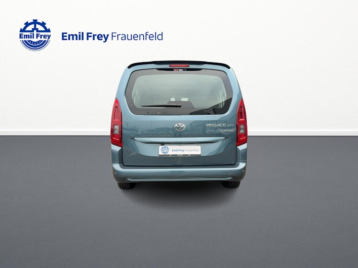 Vehicle image TOYOTA PROACE CITY VERSO