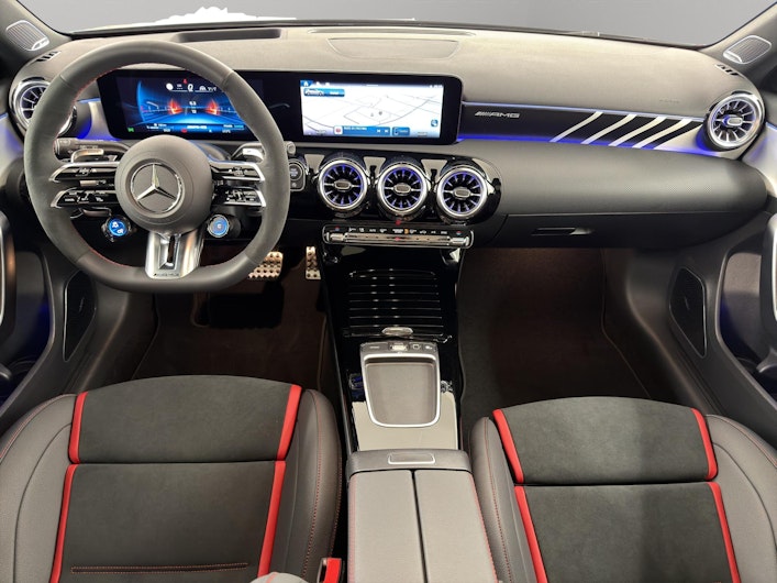 Vehicle image MERCEDES-BENZ A 35 AMG