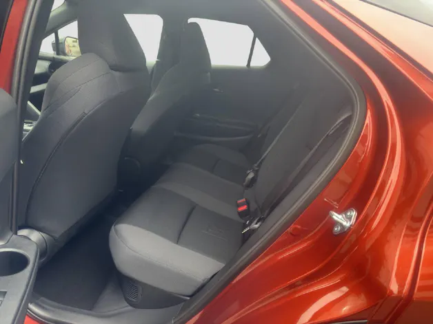 Toyota C-HR 2.0 PHEV Swiss Edition