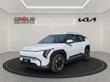 First vehicle image