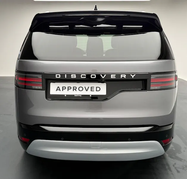 Land Rover Discovery 3.0 D I6 300 S