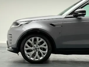Land Rover Discovery 3.0 D I6 300 S
