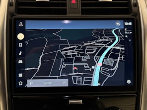 Vehicle image LAND ROVER Discovery 3.0 D I6 300 S