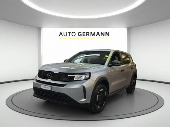 First vehicle image