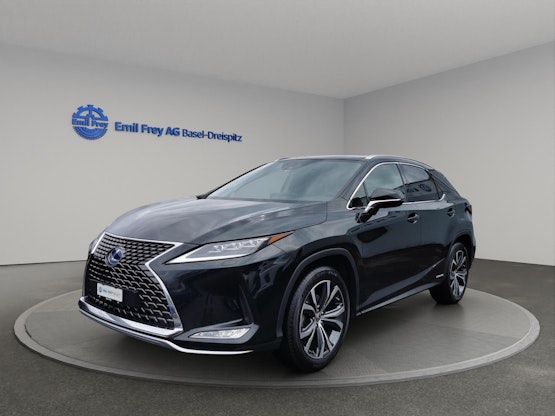 First vehicle image