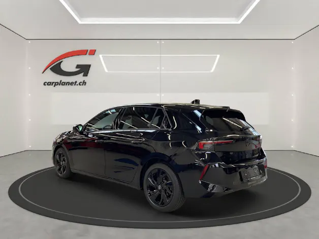 Opel Astra 1.2 T 130 Swiss Plus