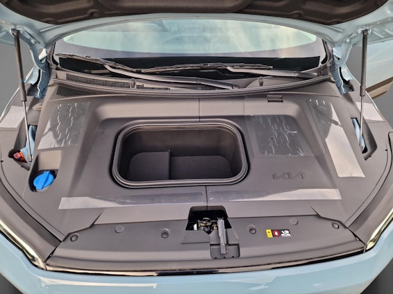 Vehicle image 15 Vehicle image 15