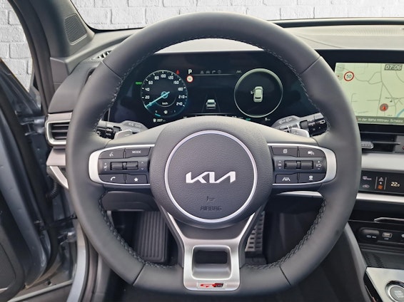 Vehicle image 13 Vehicle image 13