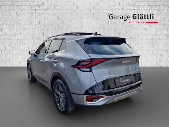 Vehicle image 16 Vehicle image 16