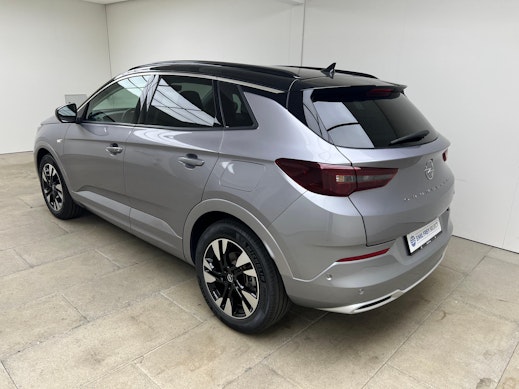 OPEL Grandland 1.6 T PHEV Elegance 3