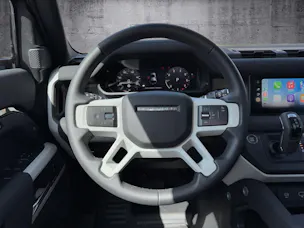 Land Rover Defender 110 3.0 P400 I6 SE "All Black"