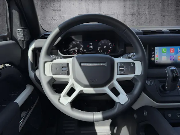 Land Rover Defender 110 3.0 P400 I6 SE "All Black"