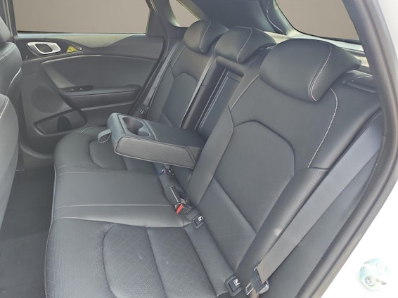 Vehicle image 12 Vehicle image 12