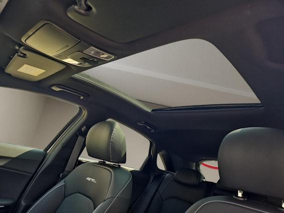 Vehicle image 11 Vehicle image 11