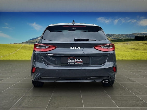 Vehicle image 3 Vehicle image 3