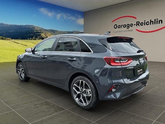 Vehicle image 2 Vehicle image 2