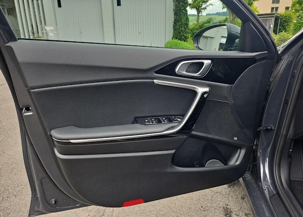 Vehicle image 8 Vehicle image 8