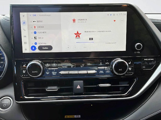 Vehicle image 10 Vehicle image 10