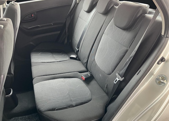 Vehicle image 11 Vehicle image 11