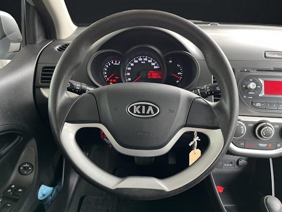 Vehicle image 9 Vehicle image 9