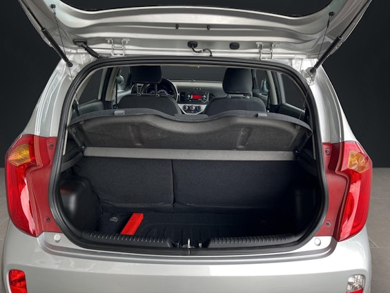 Vehicle image 13 Vehicle image 13