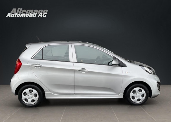 Vehicle image 6 Vehicle image 6