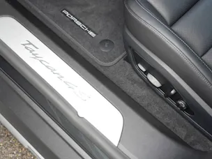 Porsche Taycan 4S Cross Turismo