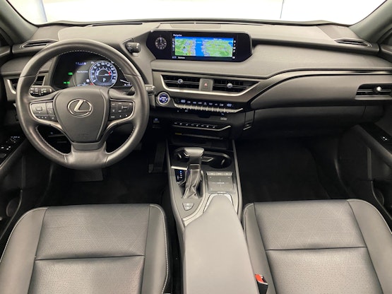 Vehicle image 7